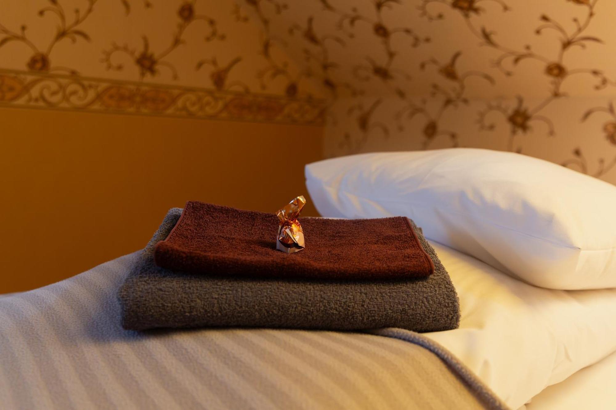 Konrad Family Guesthouse كوريسارِ الغرفة الصورة