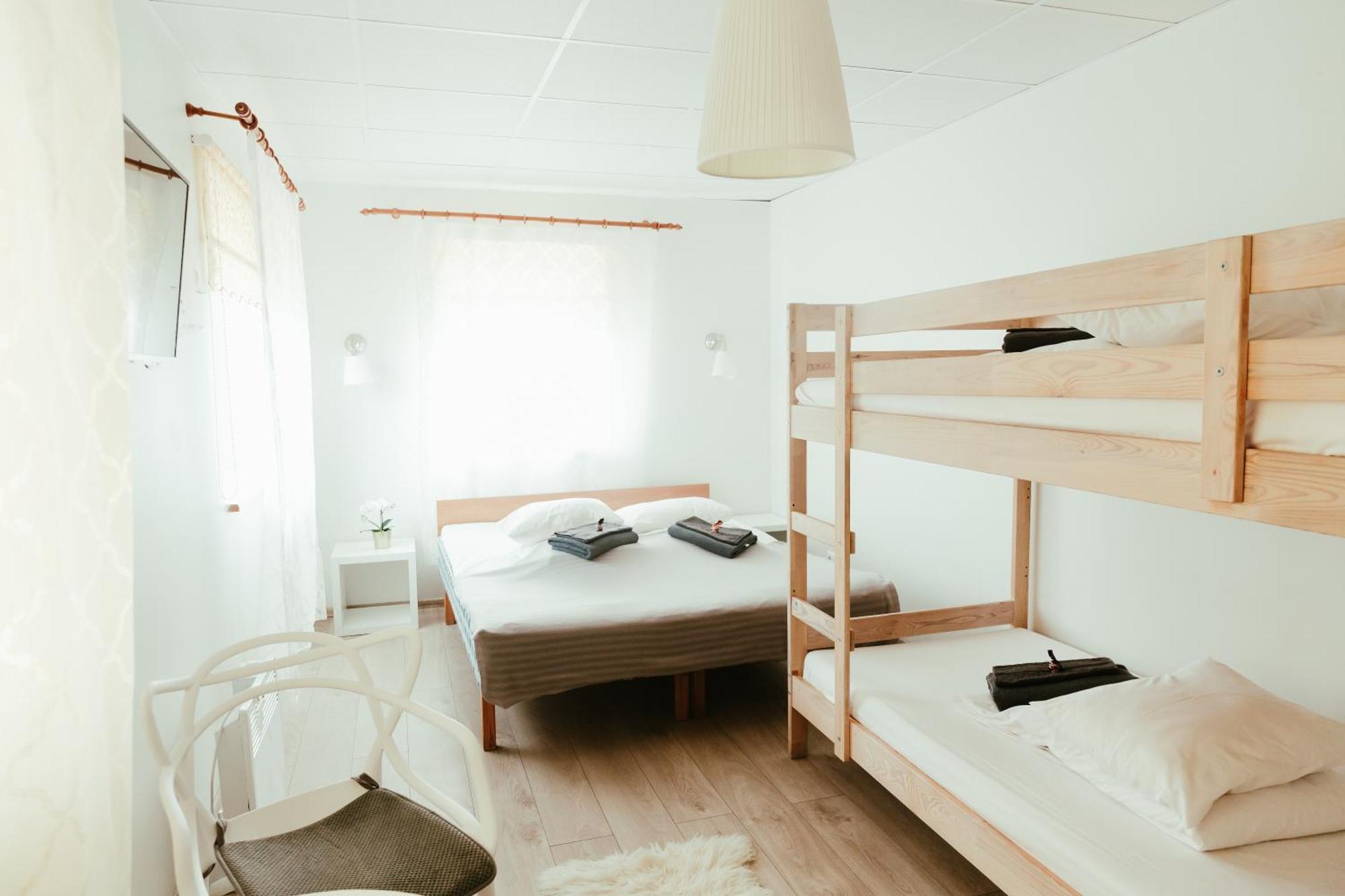 Konrad Family Guesthouse كوريسارِ المظهر الخارجي الصورة