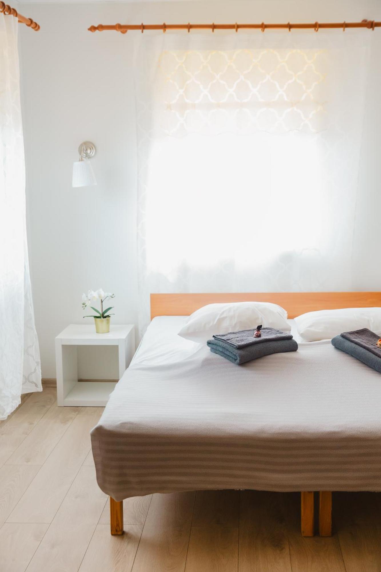 Konrad Family Guesthouse كوريسارِ الغرفة الصورة