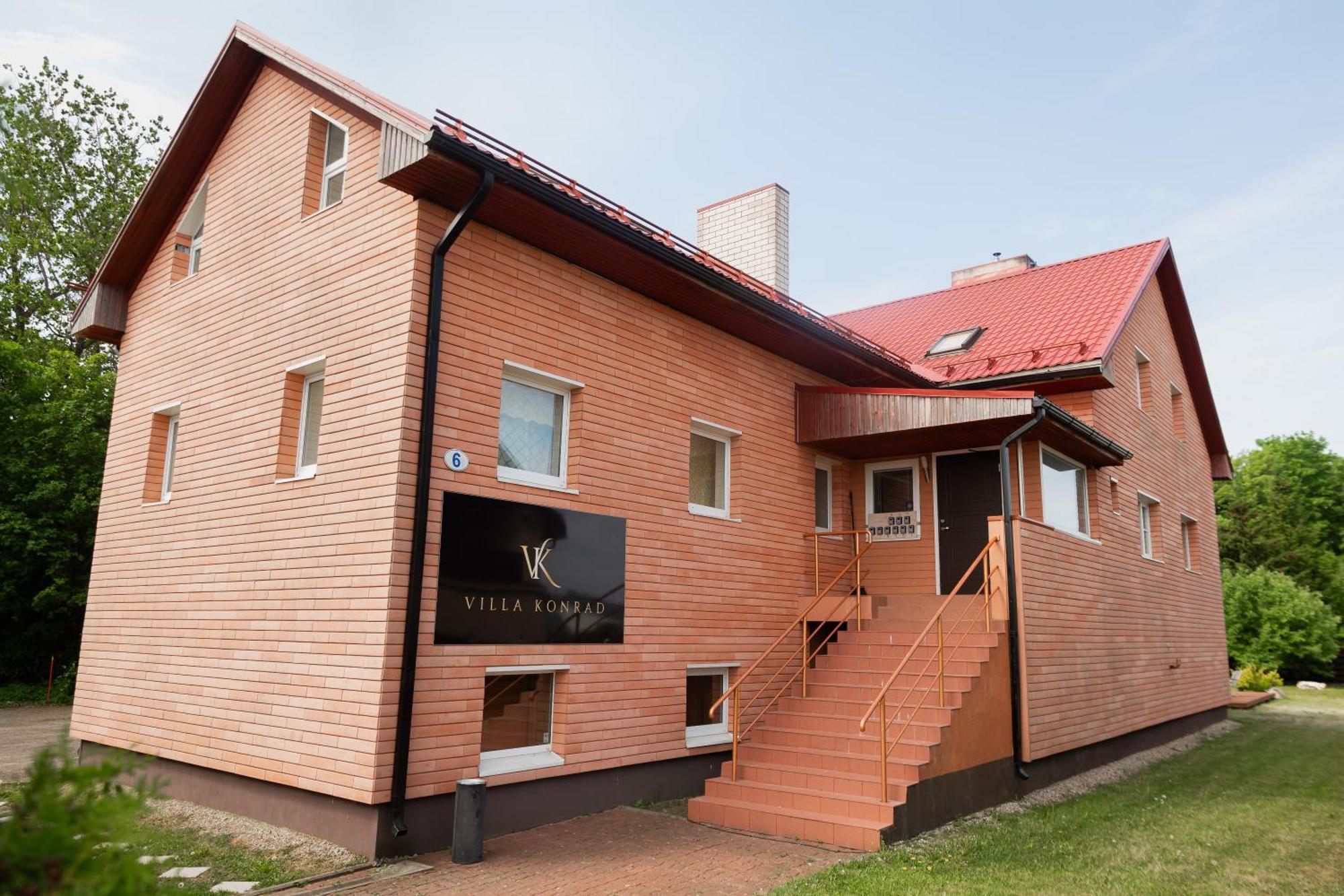 Konrad Family Guesthouse كوريسارِ المظهر الخارجي الصورة